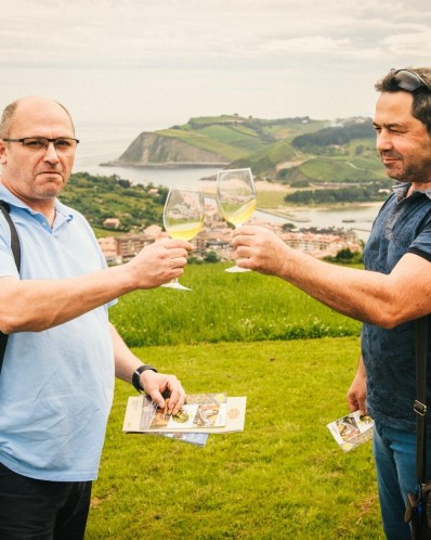 CIDER AND TXAKOLI CELLARS IN THE BASQUE COAST