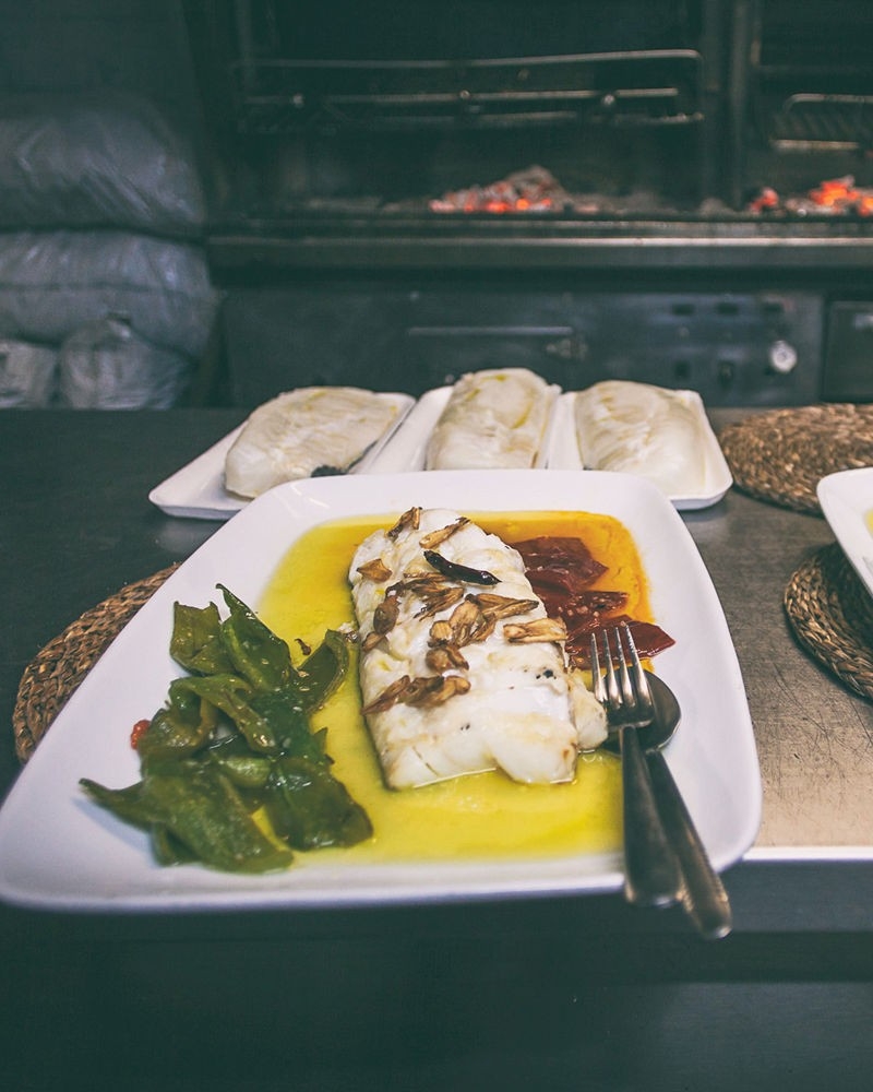 DEGUSTACION GUIADA Y COMIDA EN BODEGA DE SIDRA