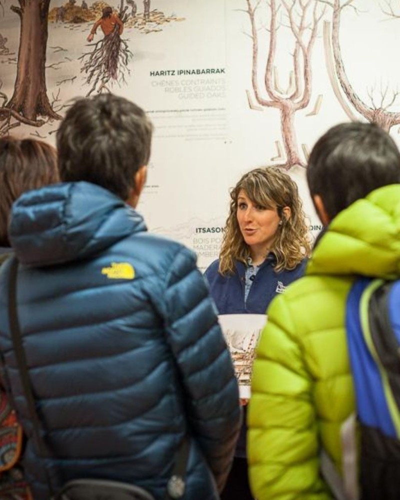 BALLENERO VASCO Y SIDRERÍA TRANSPORTE INCLUÍDO