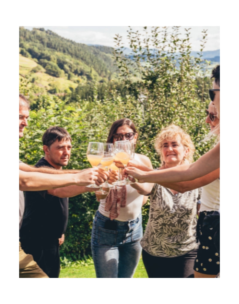 VISITE GUIDÉE DANS UNE CIDRERIE BASQUE