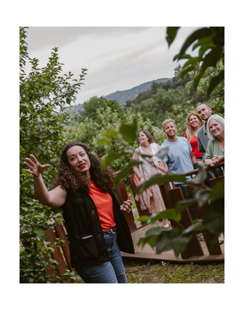 GUIDED TOUR IN A CIDER CELLAR GUIDED TOUR IN A CIDER CELLAR