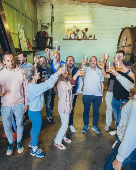 RURAL SPORTS OR GYNCANA IN A CIDER HOUSE RURAL SPORTS OR GYNCANA IN A CIDER HOUSE