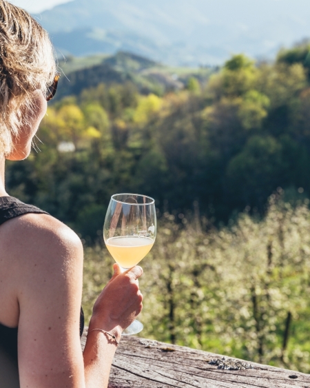 VISITE GUIDÉE DANS UNE CIDRERIE BASQUE
