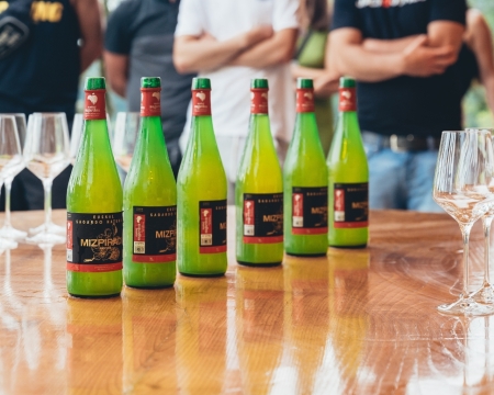 VISITA EN BODEGA DE SIDRA