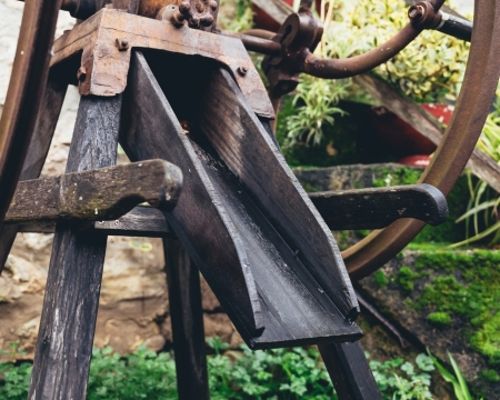 Guided tour with meal in Lizeaga cider house