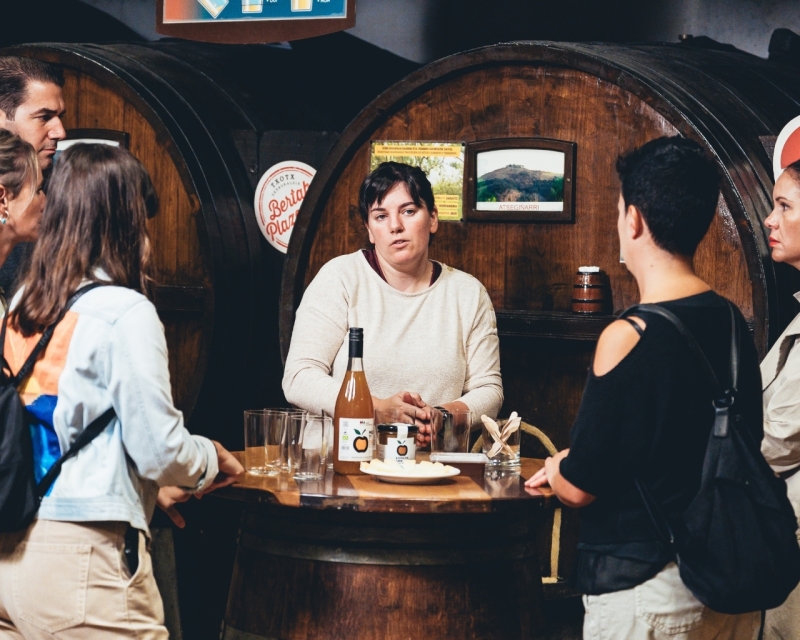 GUIDED TOUR WITH MEAL IN OLA CIDER HOUSE