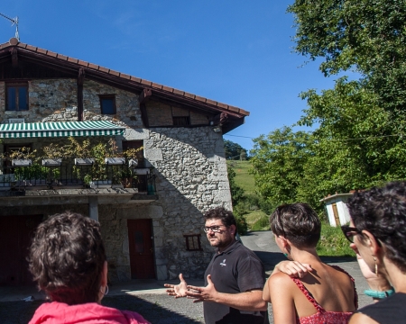 Visite guidée et dejeuner à Astarbe Visite guidée et dejeuner à Astarbe