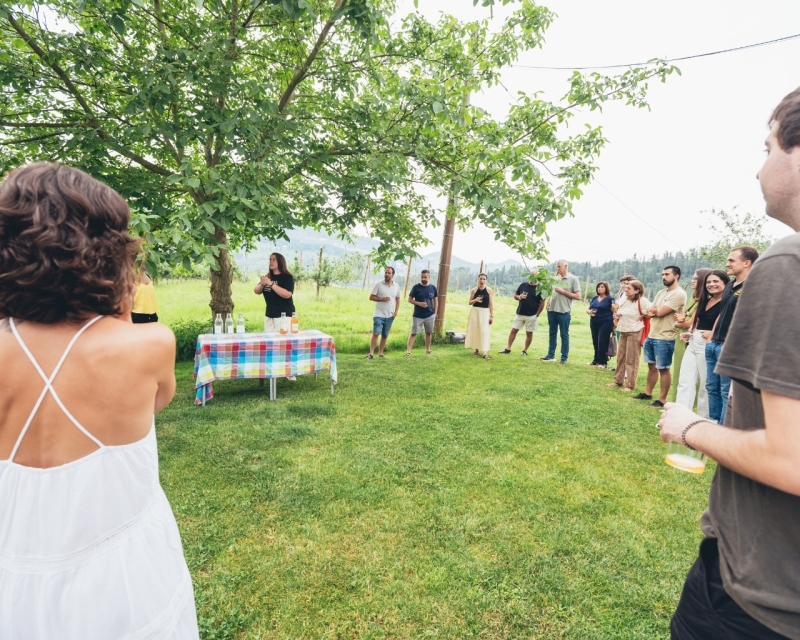 Visita y comida en Mizpiradi Visita y comida en Mizpiradi