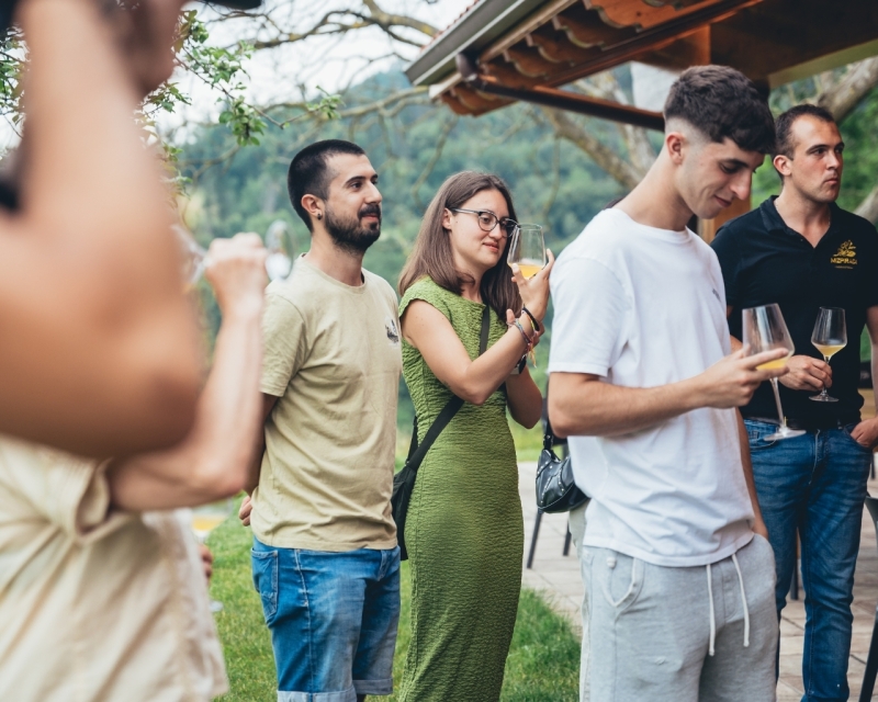 VISITE GUIDÉE ET REPAS À MIZPIRADI VISITE GUIDÉE ET REPAS À MIZPIRADI