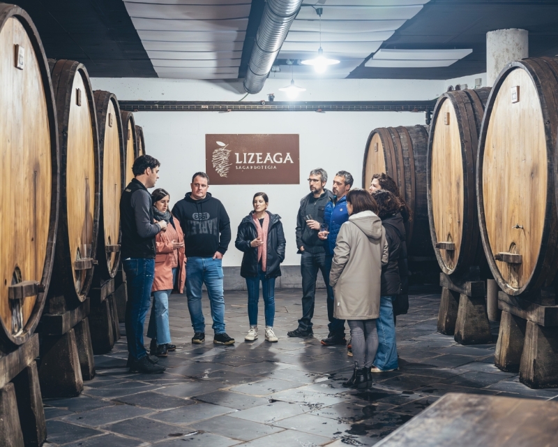 TRADITIONAL CIDER HOUSE TOUR TRANSPORT INCLUDED TRADITIONAL CIDER HOUSE TOUR TRANSPORT INCLUDED