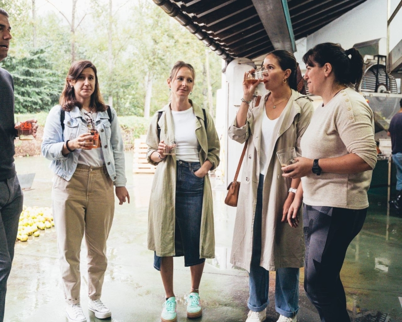 Dastatze gidatua eta otordua Ola sagardotegian