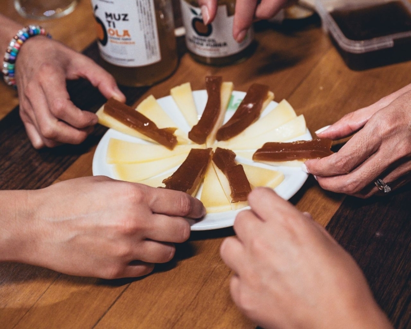 Guided tasting and meal at Ola ciderhouse