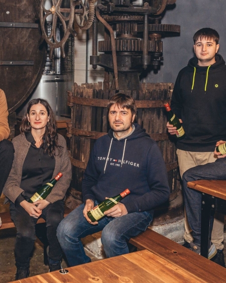 Visita y comida en la sidrería Begiristain