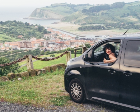 CIDRERIE ET CAVE À TXAKOLI DANS LA CÔTE BASQUE CIDRERIE ET CAVE À TXAKOLI DANS LA CÔTE BASQUE