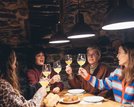 FERME BASQUE ET CAVE À CIDRE AVEC TRANSPORT