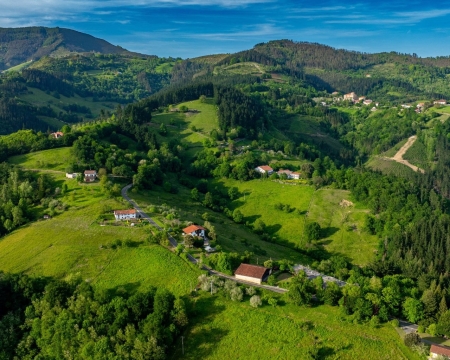 CIDRERIE, FROMAGERIE ET BASQUE FERME