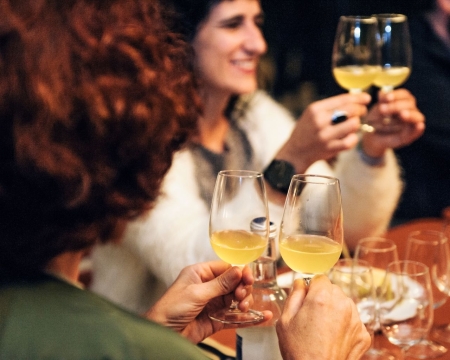 Degustation guidée et déjeuner dans la cidrerie Gurutzeta Degustation guidée et déjeuner dans la cidrerie Gurutzeta