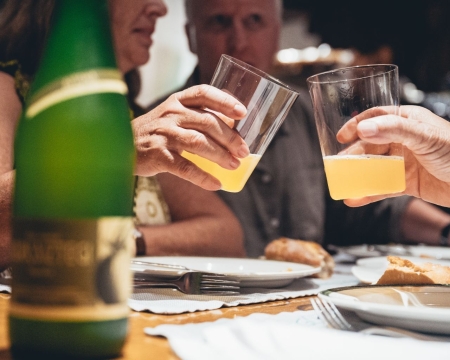 APICULTURE, MARCHÉ FERMIER ET CAVE À CIDRE