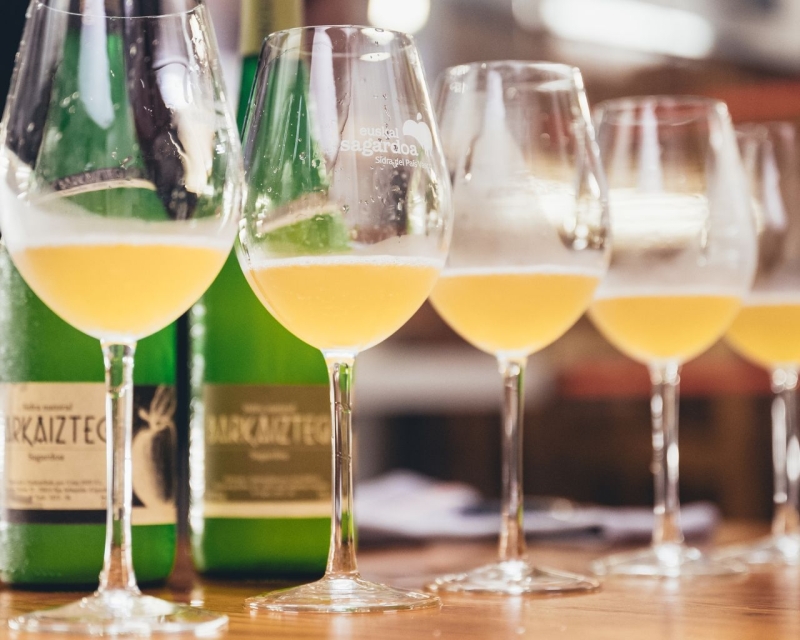 Reservar apicultura, mercado de productores y bodega de sidra Reservar apicultura, mercado de productores y bodega de sidra