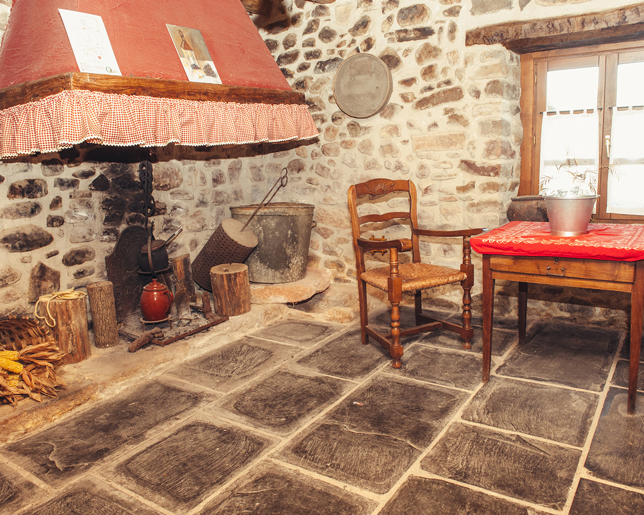 OIHARTE - CASA RURAL