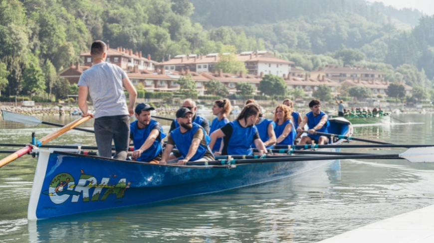 Actividad de remo y bodega de sidra